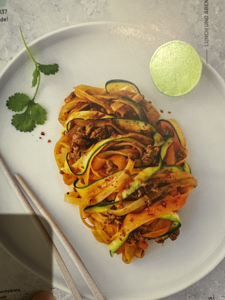 Thai Bolognese