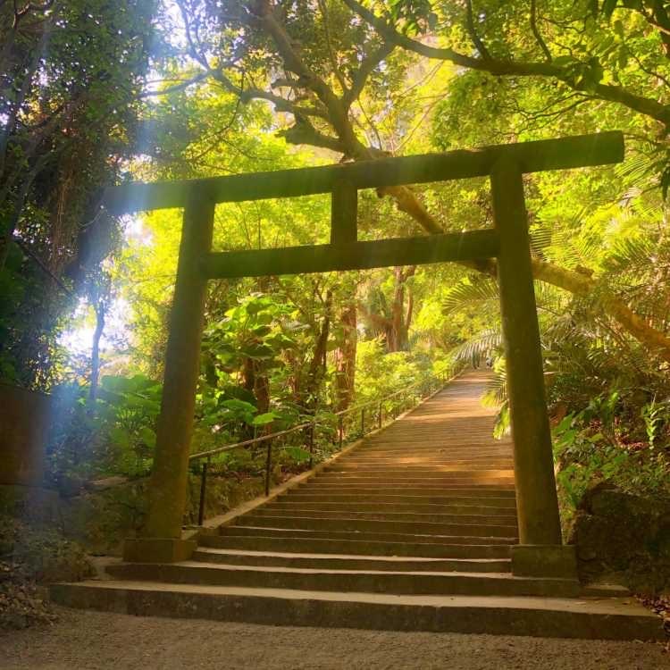 浜比嘉島 子宝祈願 沖縄最強のパワースポット 沖縄原風景が残る神々の住む島 Recotrip レコトリップ