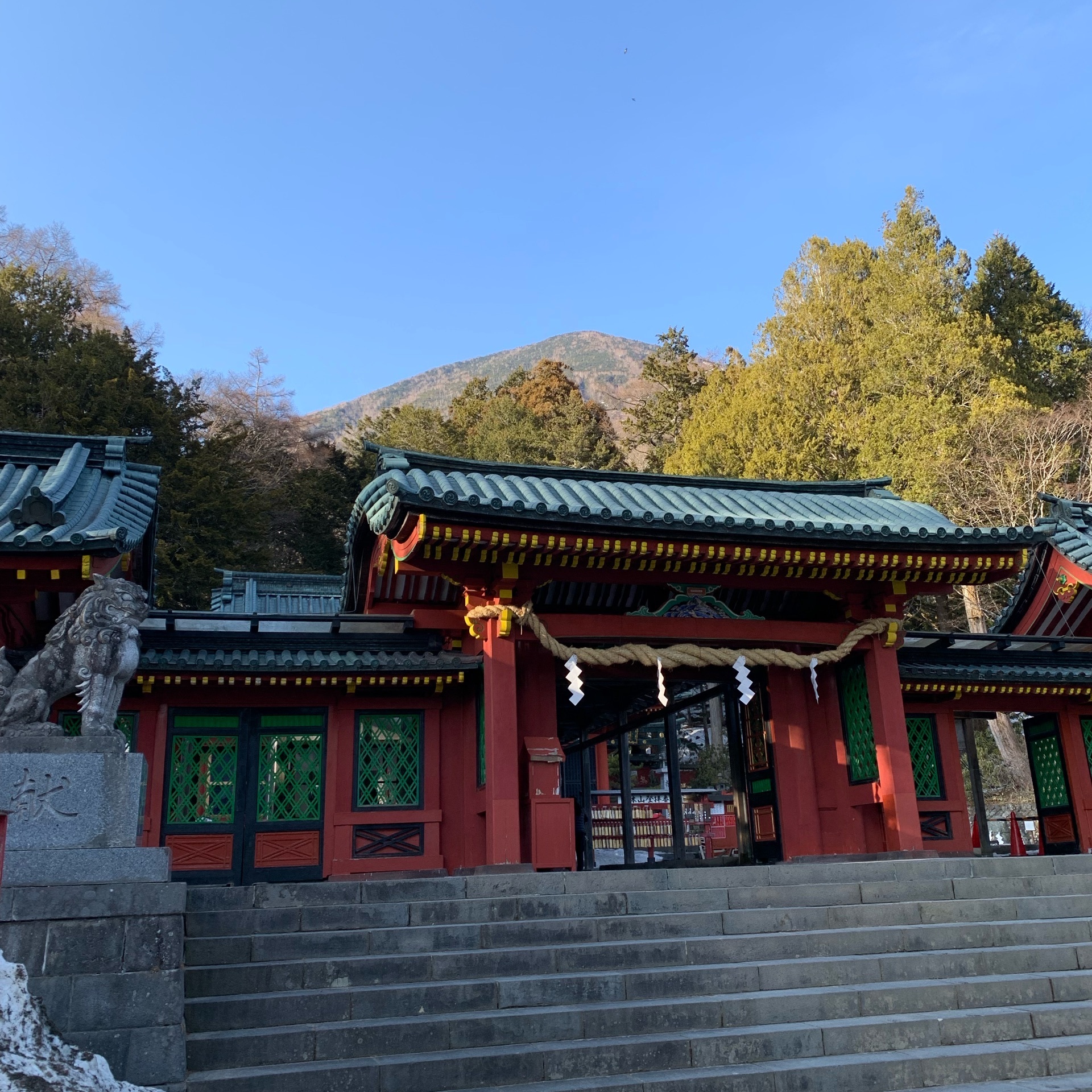 日光二荒山神社中宮祠 男体山登拝口 ご利益多すぎ 縁結びに交通安全 子宝にも恵まれる奥日光のパワースポット Recotrip レコトリップ