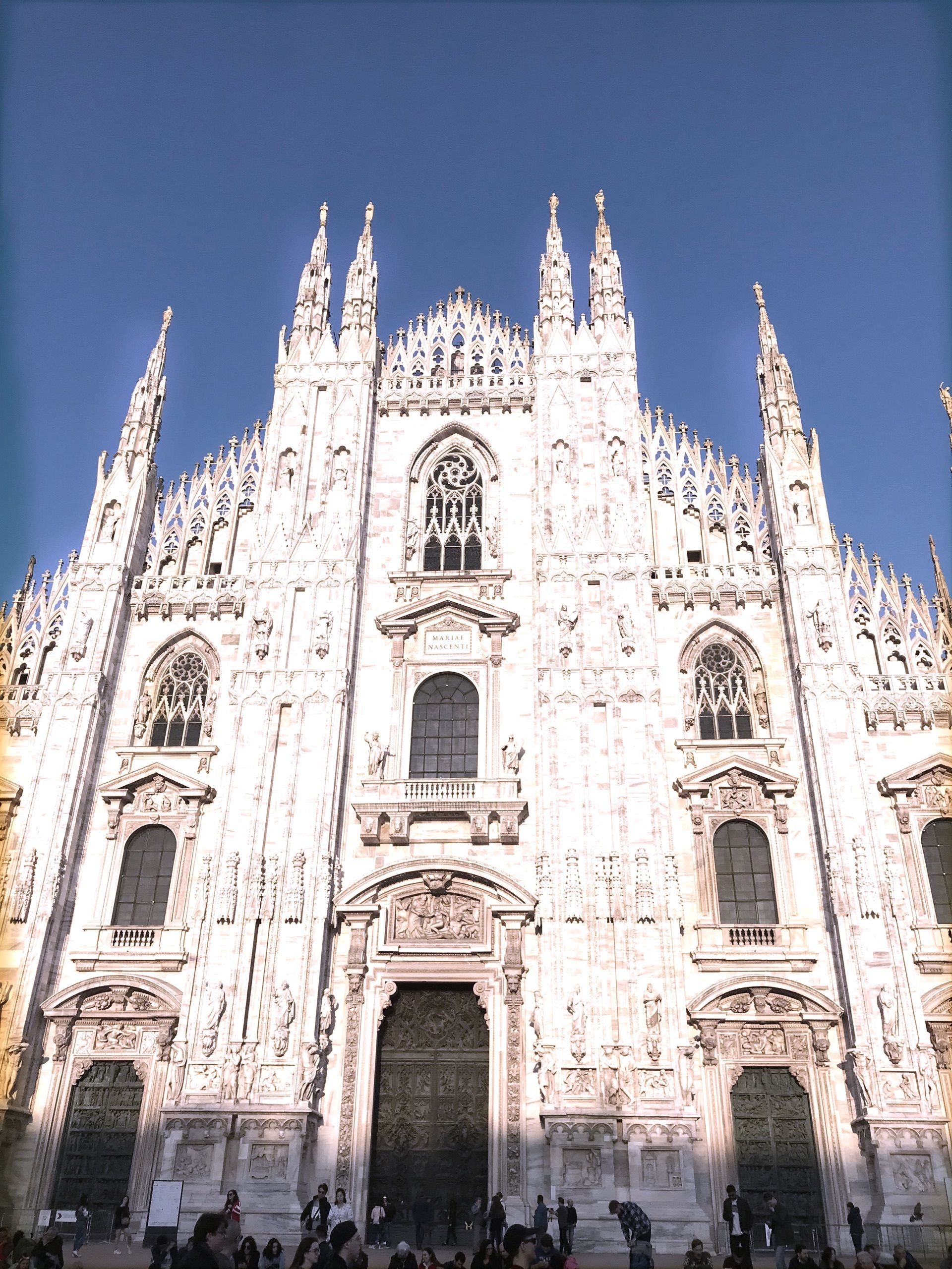 ミラノのドゥオーモ 長い修復を終えて更に美しくなったduomo