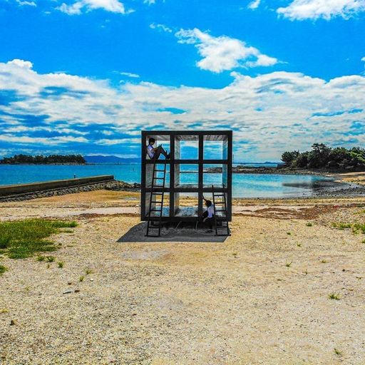 おひるねハウス 芸術 海 おひるね アートな島 佐久島にある非日常的なフォトスポット Recotrip レコトリップ