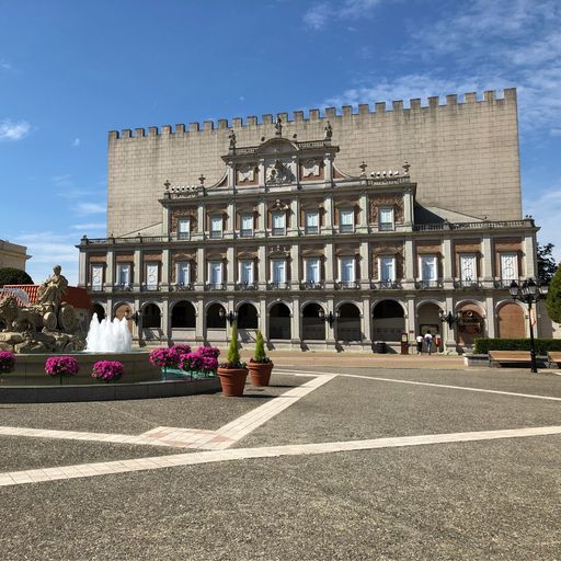 志摩スペイン村 まるで海外 美しい街並みと海の絶景が楽しめるヨーロピアンテーマパーク Recotrip レコトリップ