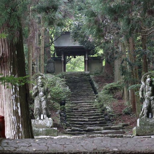 両子寺 国東の仁王像