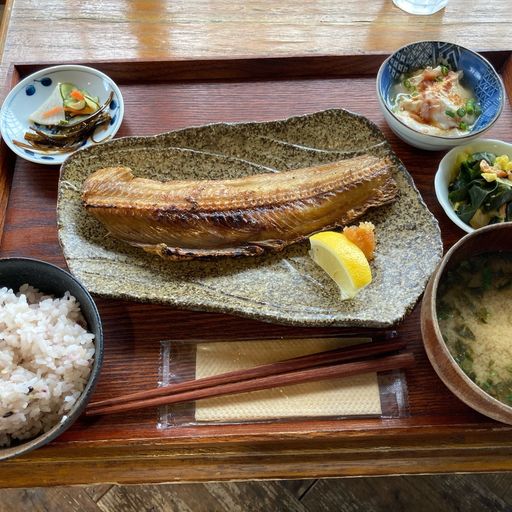 炭焼きミンナミ食堂>