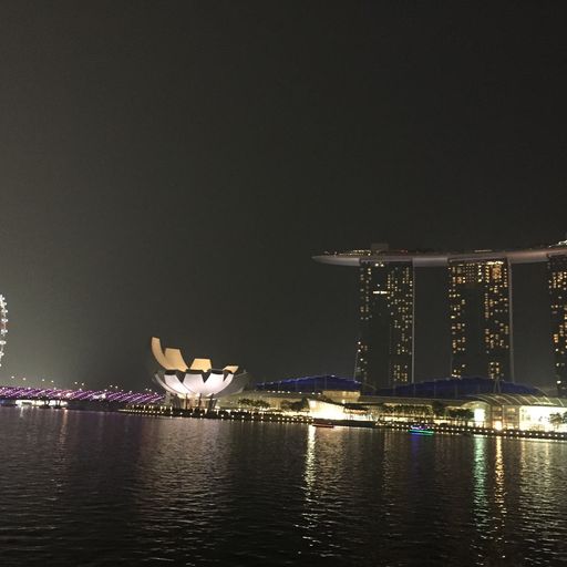 マリーナ ベイ サンズ シンガポール Marina Bay Sands Singapore インフィニティプールと言えばここ シンガポールの景色を一望 贅沢リゾートホテル Recotrip レコトリップ