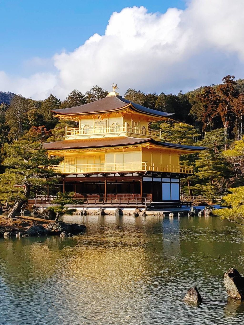 金閣寺 鹿苑寺 京都 18年振りの眩い姿