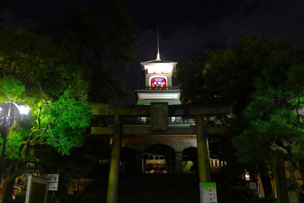 23年 尾山神社 神社にステンドグラス 金沢に来たら見逃せない 和漢洋の趣が調和した神社 Recotrip レコトリップ