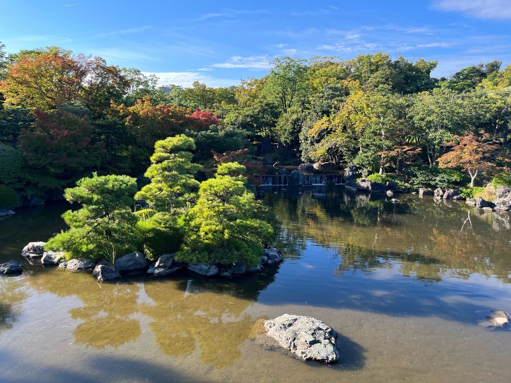 万博記念公園 日本庭園 日本庭園 広いので心して訪れましょう