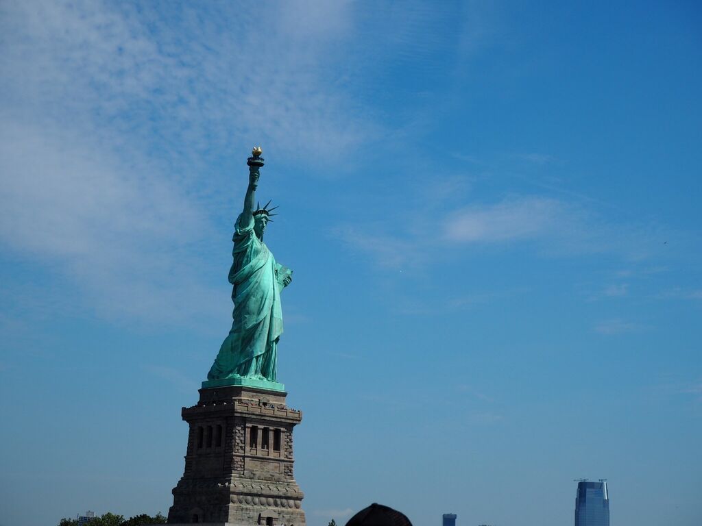 自由の女神像】チケット料金・口コミ・アクセス|ニューヨークのシンボル！上陸して見たい迫力満点のアメリカの自由の象徴
