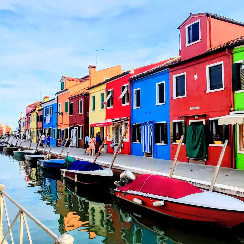 ブラーノ島 Burano カラフルな離島 Burano Iland