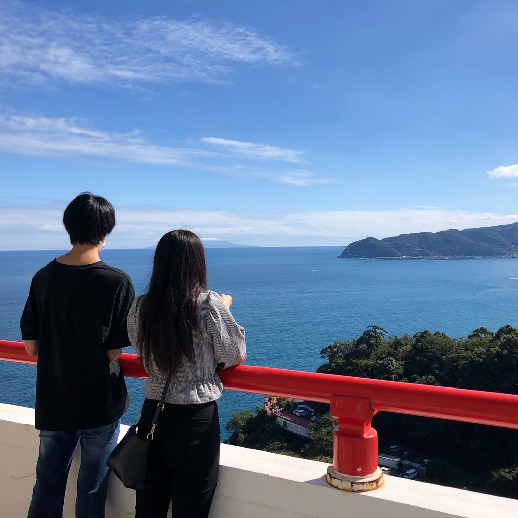 熱海城 足湯にゲームに歴史探訪 家族みんなで楽しめる熱海の絶景が見渡せるお城 Recotrip レコトリップ