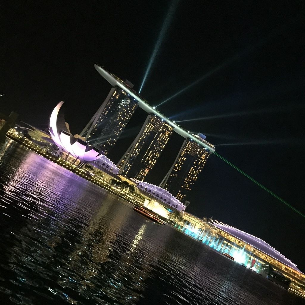 マリーナ ベイ サンズ シンガポール Marina Bay Sands Singapore ソフトバンクのcmでも有名なマリーナベイサンズホテル