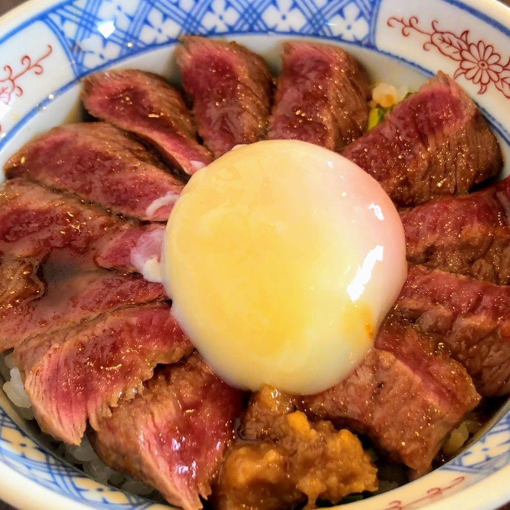 いまきん食堂 熊本阿蘇の有名店 いまきん食堂の赤牛丼