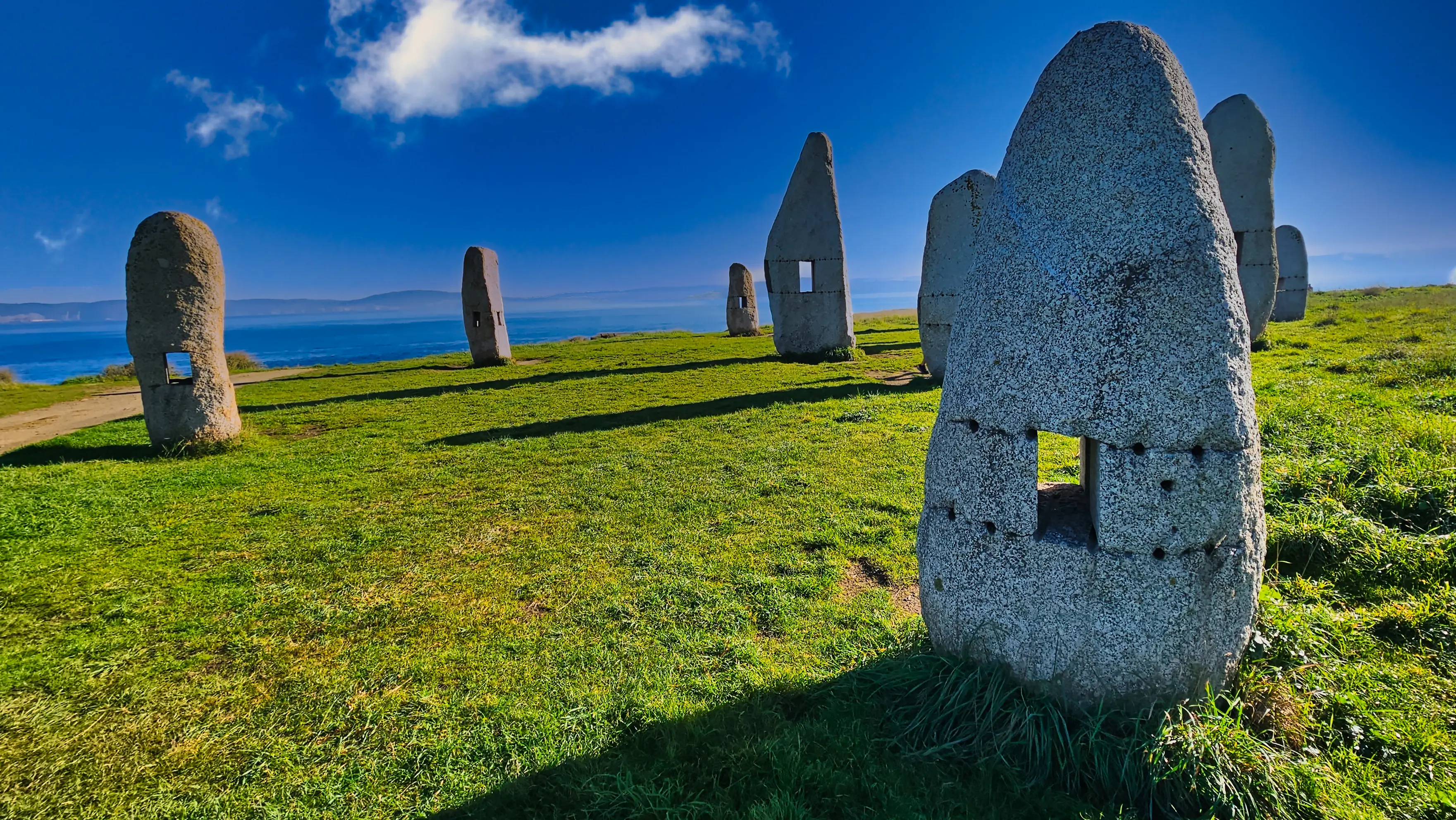 Menhirs for Peace
