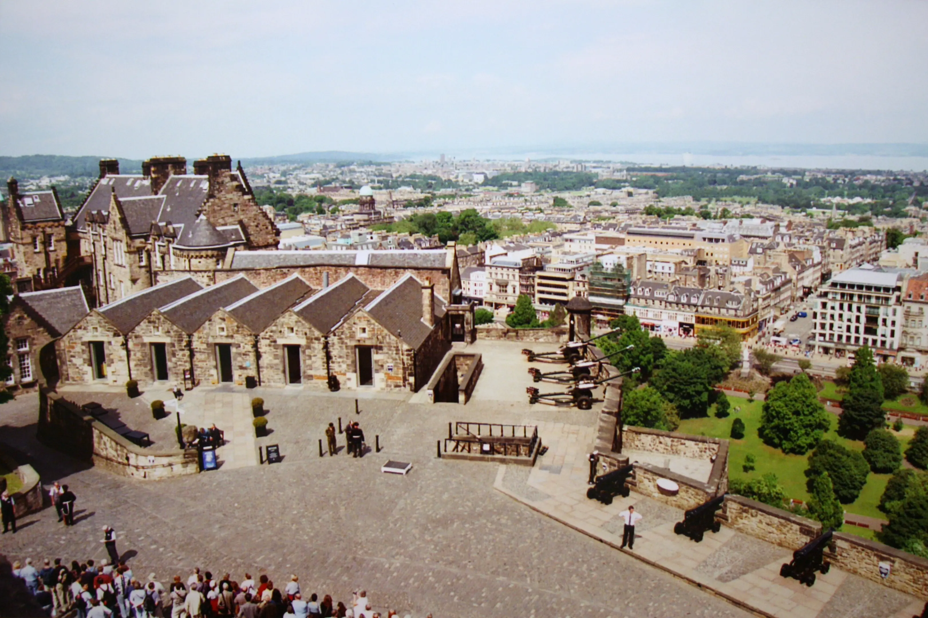 Shadows and Sovereigns: The Royal Mile's Hidden Spine – Edinburgh Audio-Tour