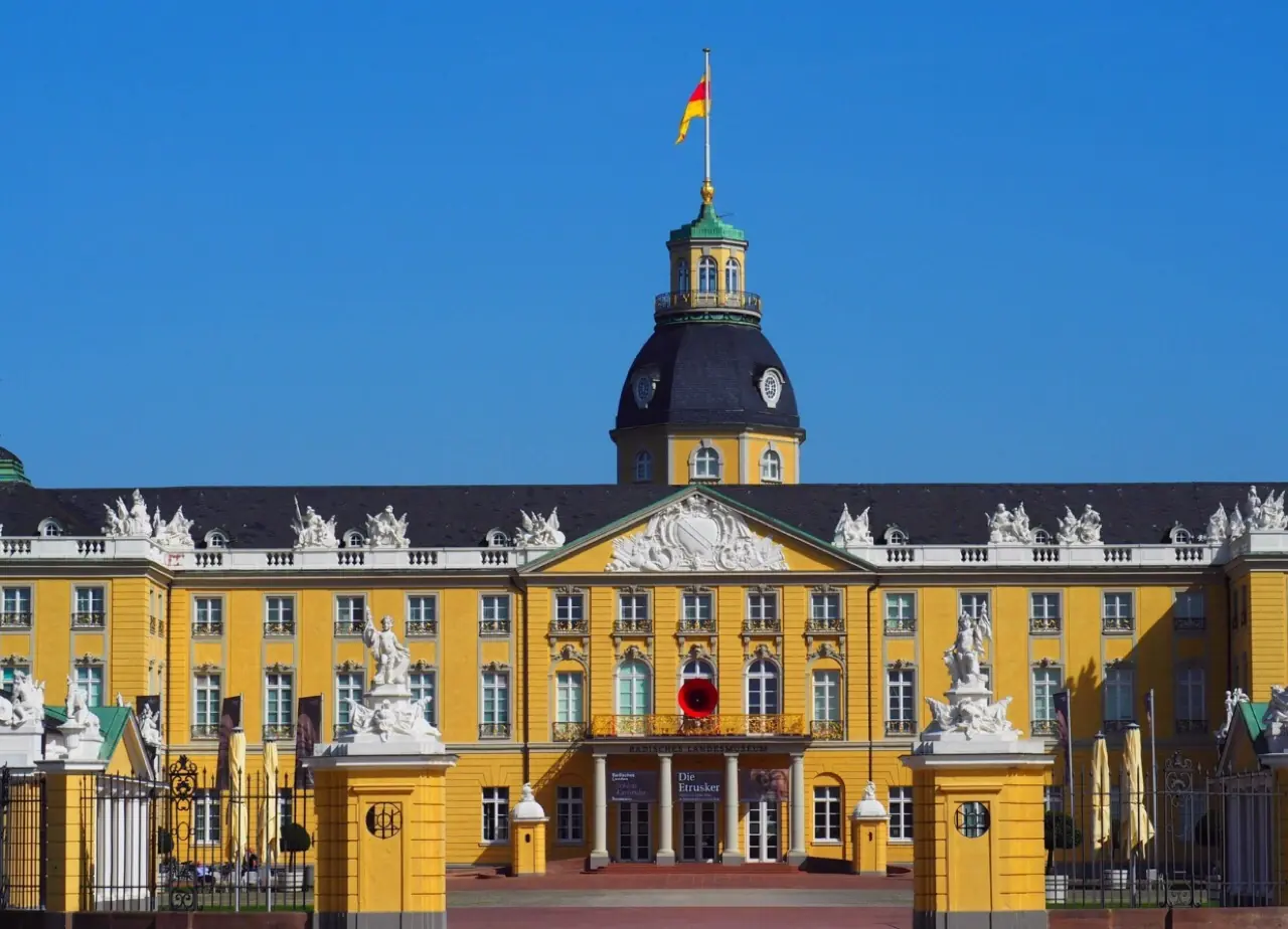 Die Geometrie der Macht: Karlsruhes radiale Revolution – Karlsruhe Audio-Tour