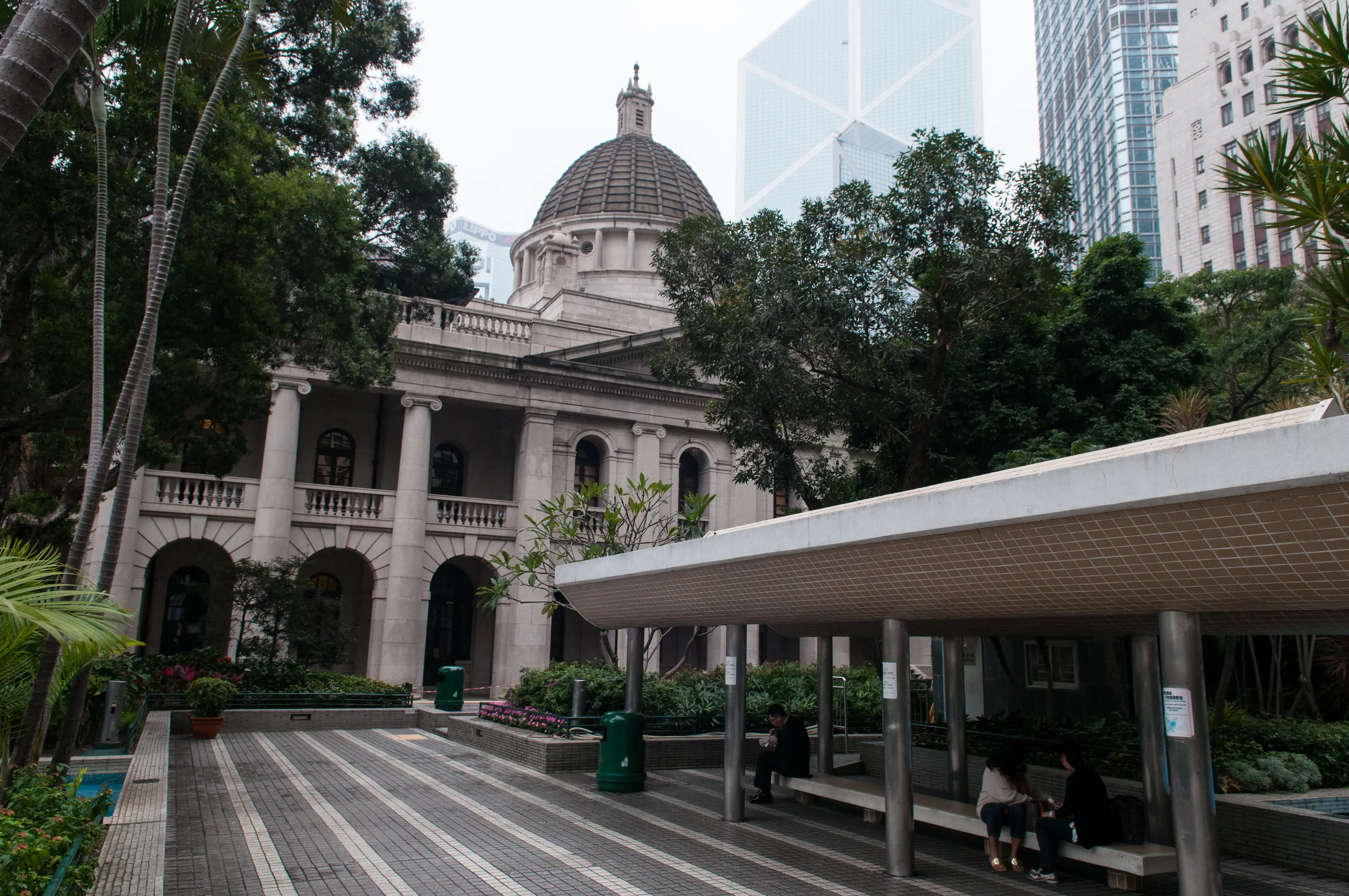 Neonschatten & Granitstufen: Das goldene Zeitalter des Hongkong-Kinos – Hongkong Audio-Tour