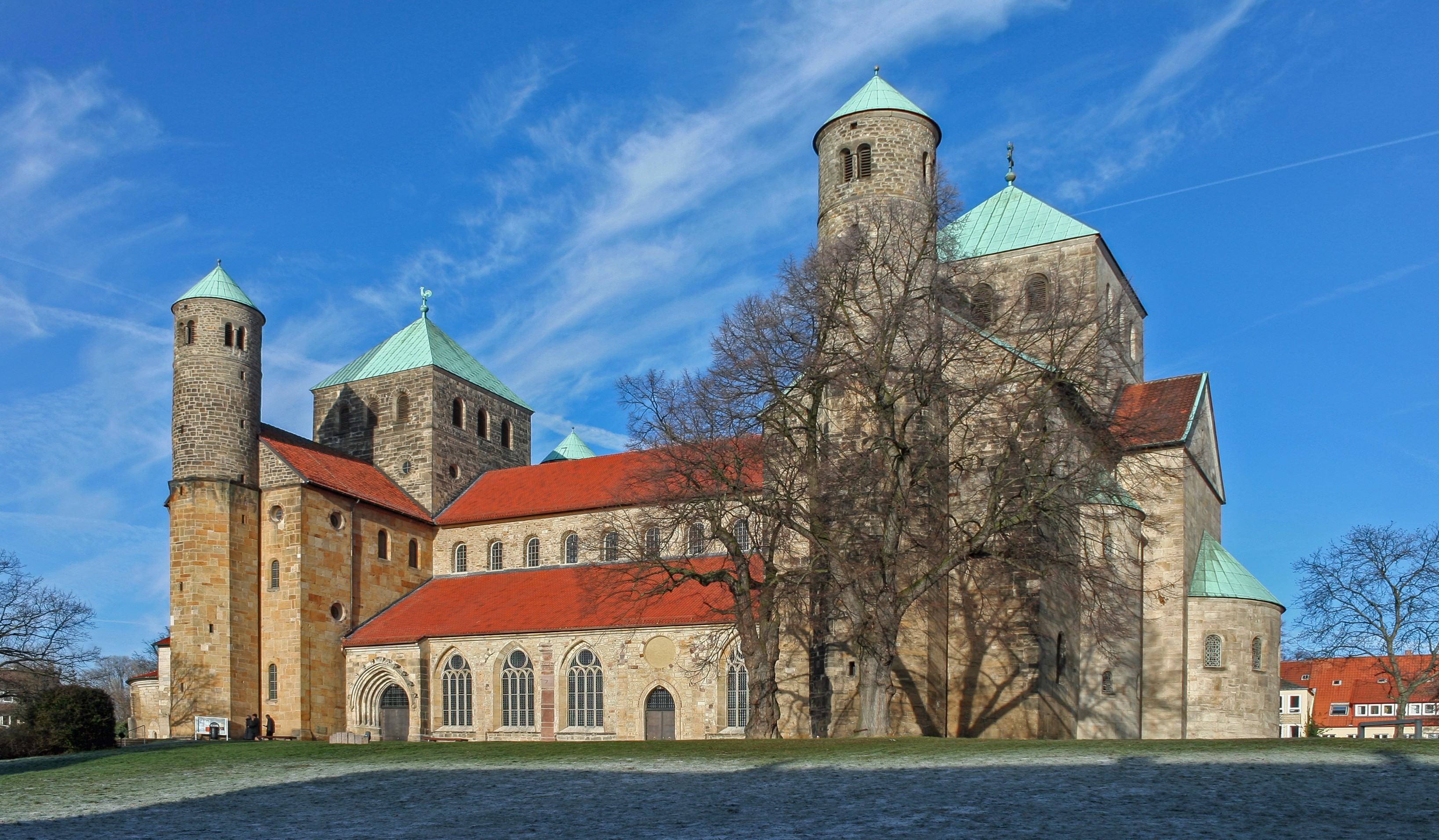 Der Stein und der Dorn: Hildesheims tausendjährige Auferstehung – Hildesheim Audio-Tour