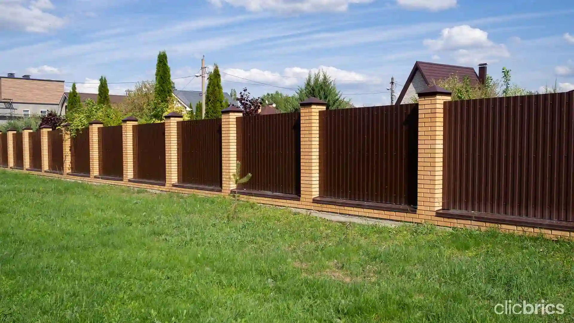10 Compound Wall Design Ideas For A Stunning Outside Look