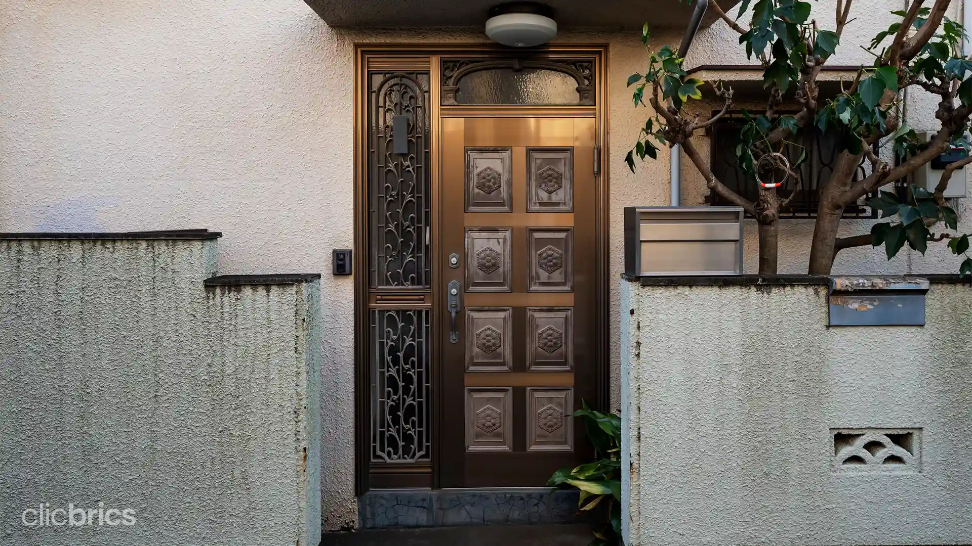 modern iron door design