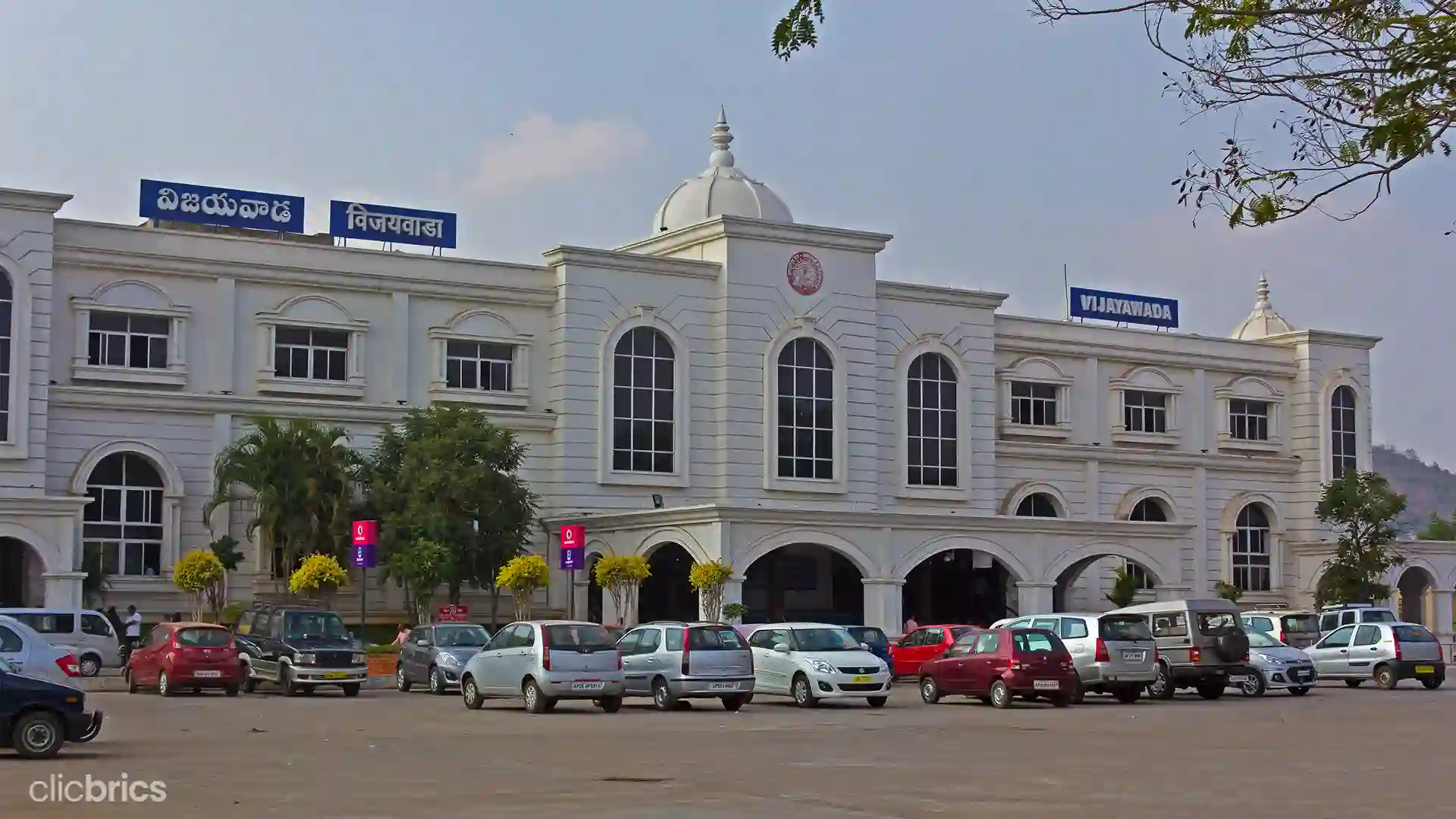 largest railway stations in India