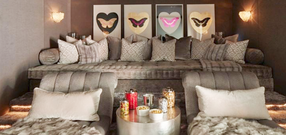 khloe kardashian living room pillows