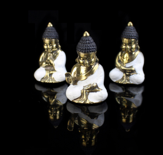 Buddha Statue Meanings: 12 Symbolic Poses and Postures | LoveToKnow