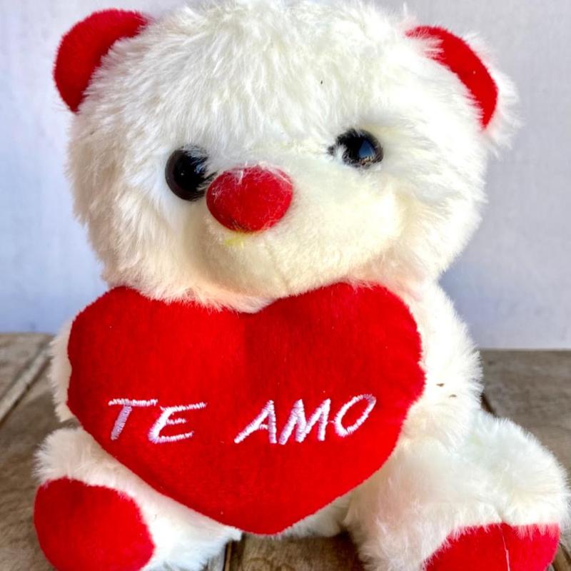 PELUCHE CORAZÓN TE AMO