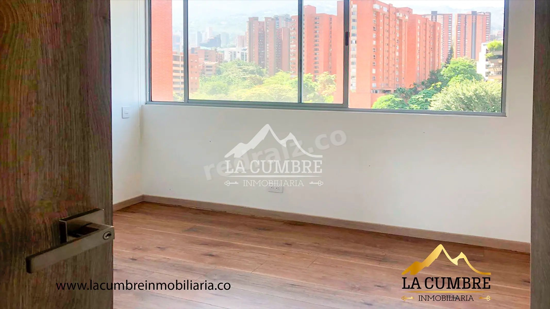 Apartamento en Los Balsos, Medellín — 2
