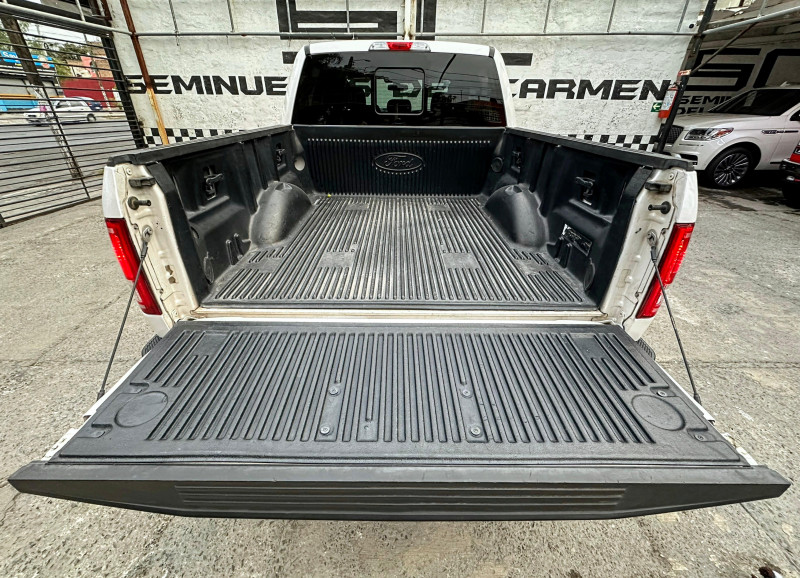 Ford Lobo Crew Cab Lariat Ecoboost 4X4 2016