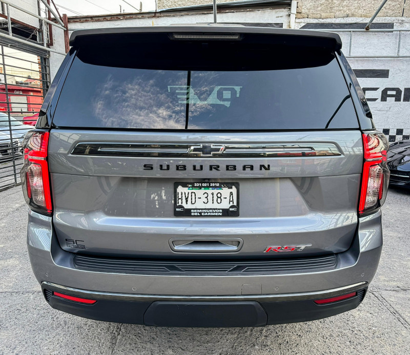 Chevrolet Suburban RST 2021