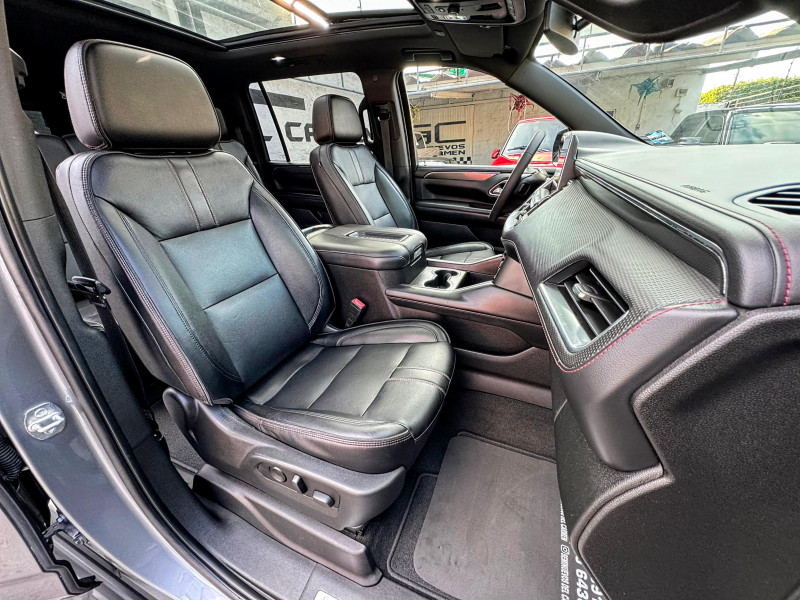 Chevrolet Suburban RST 2021
