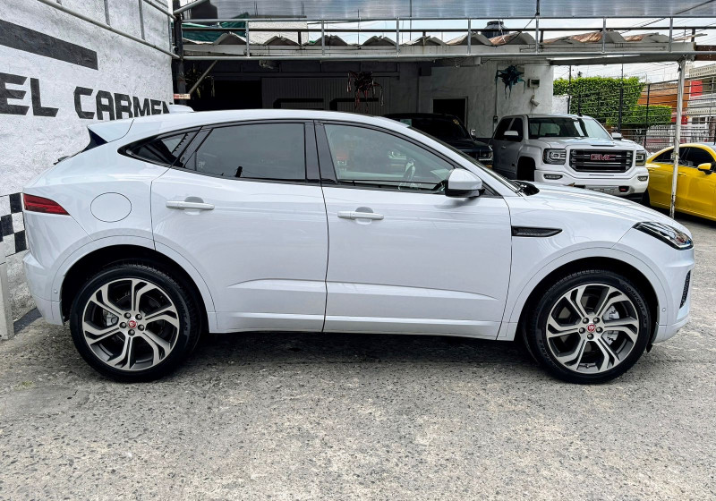 Jaguar E-PACE First Edition 2018