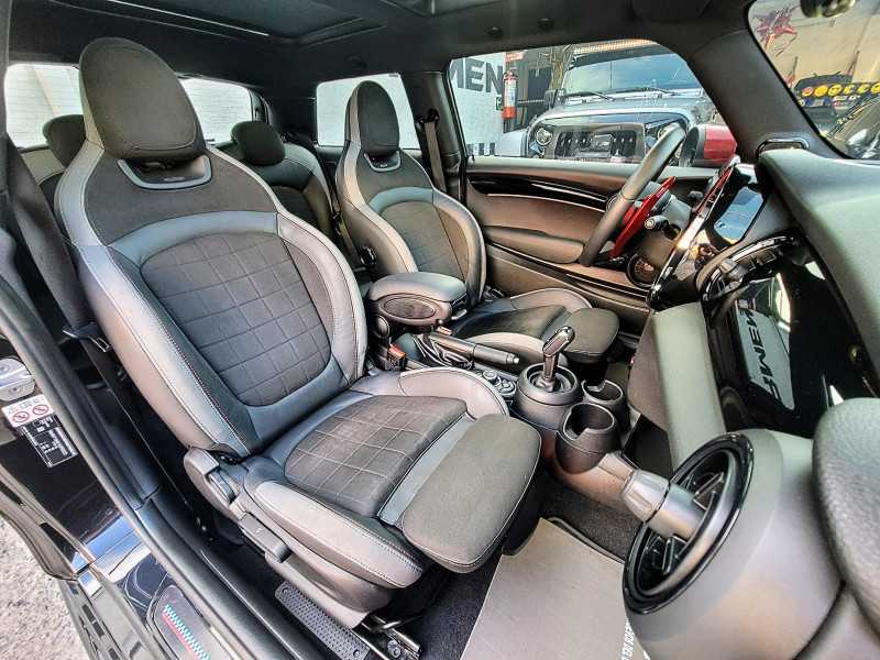 Mini Mini Cooper Iconic JCW 2022