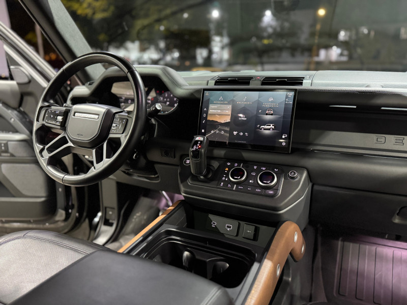 Land Rover Defender X-Dynamic SE 110 2023