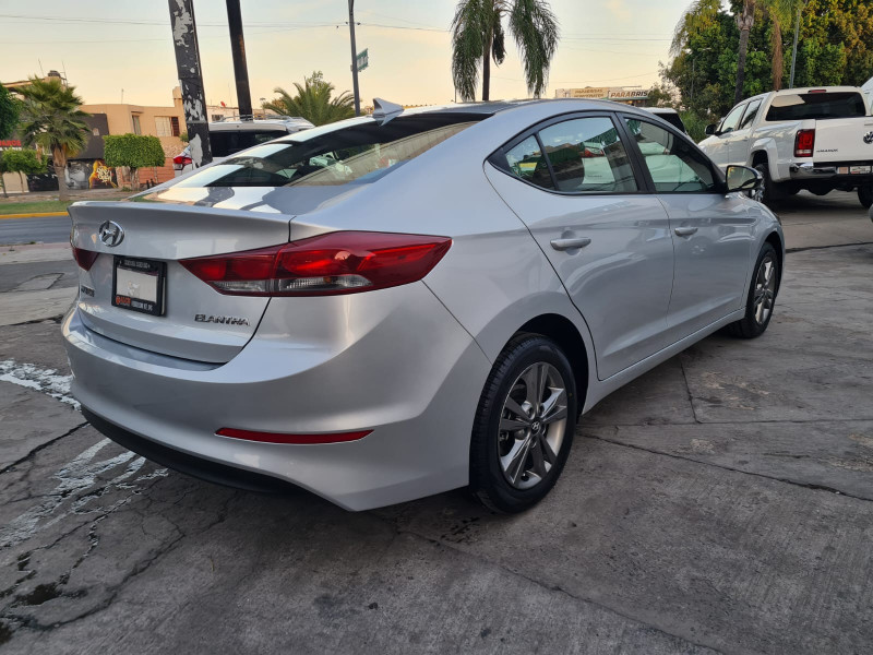 Hyundai Elantra GLS Premium 2018