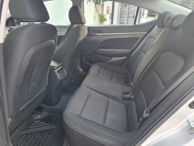 Hyundai Elantra GLS Premium 2018