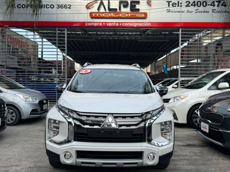 Mitsubishi Xpander Cross 2023