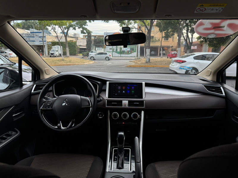 Mitsubishi Xpander Cross 2023