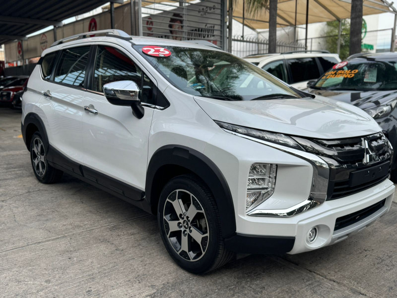 Mitsubishi Xpander Cross 2023