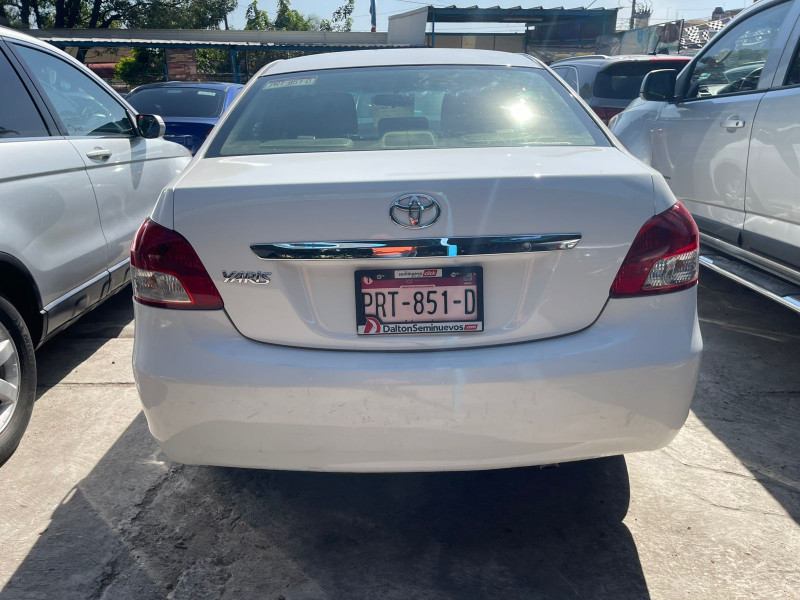 Toyota Yaris Yaris 2016