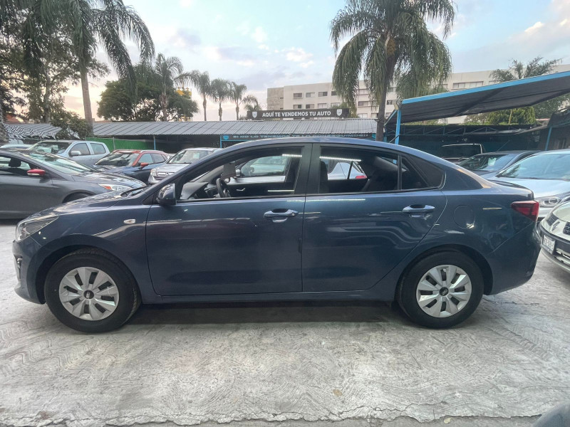 Kia Rio Kia 2021