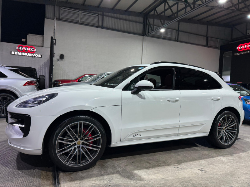 Porsche Macan GTS 2021