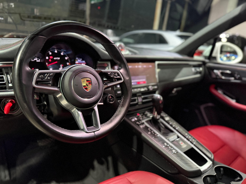 Porsche Macan GTS 2021