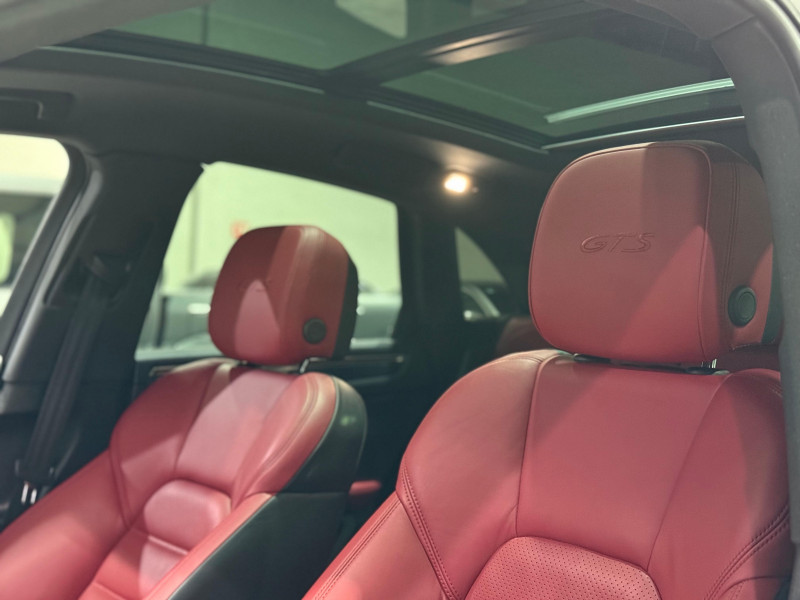 Porsche Macan GTS 2021