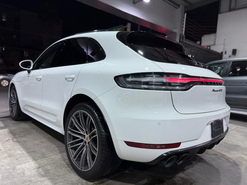 Porsche Macan GTS 2021