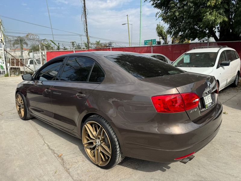 Volkswagen Jetta Style 2011