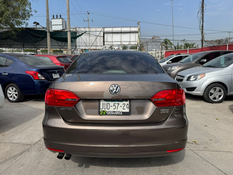 Volkswagen Jetta Style 2011
