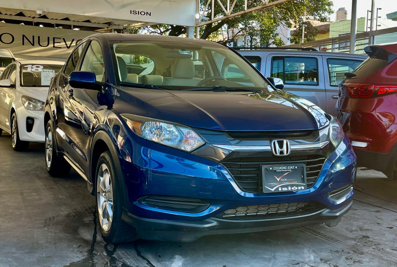 Honda HR-V Uniq 2017
