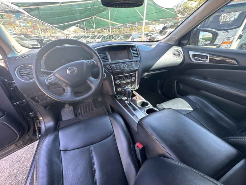 Nissan Pathfinder Exclusive 2015